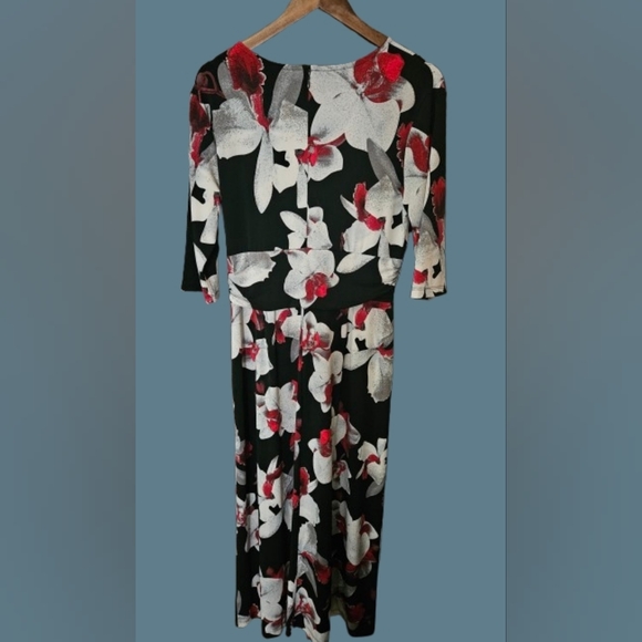 G.I.L.l Floral Maxi Dress - Picture 2 of 3